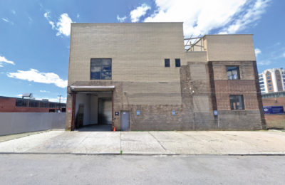 31 16 Hunters Point Aveartboard 2@2x