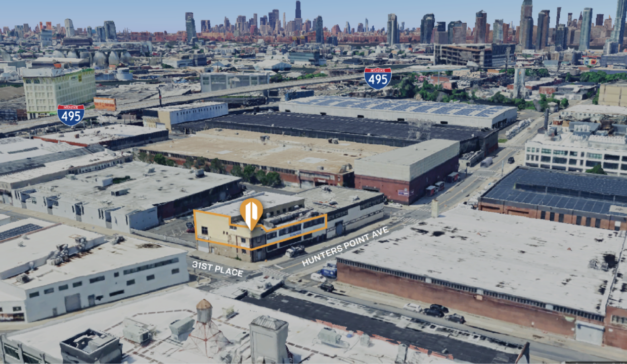 31 16 Hunters Point Aveartboard 3@2x