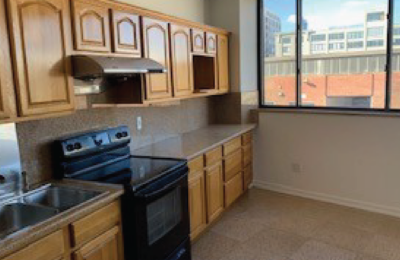31 16 Hunters Point Aveartboard 4@2x