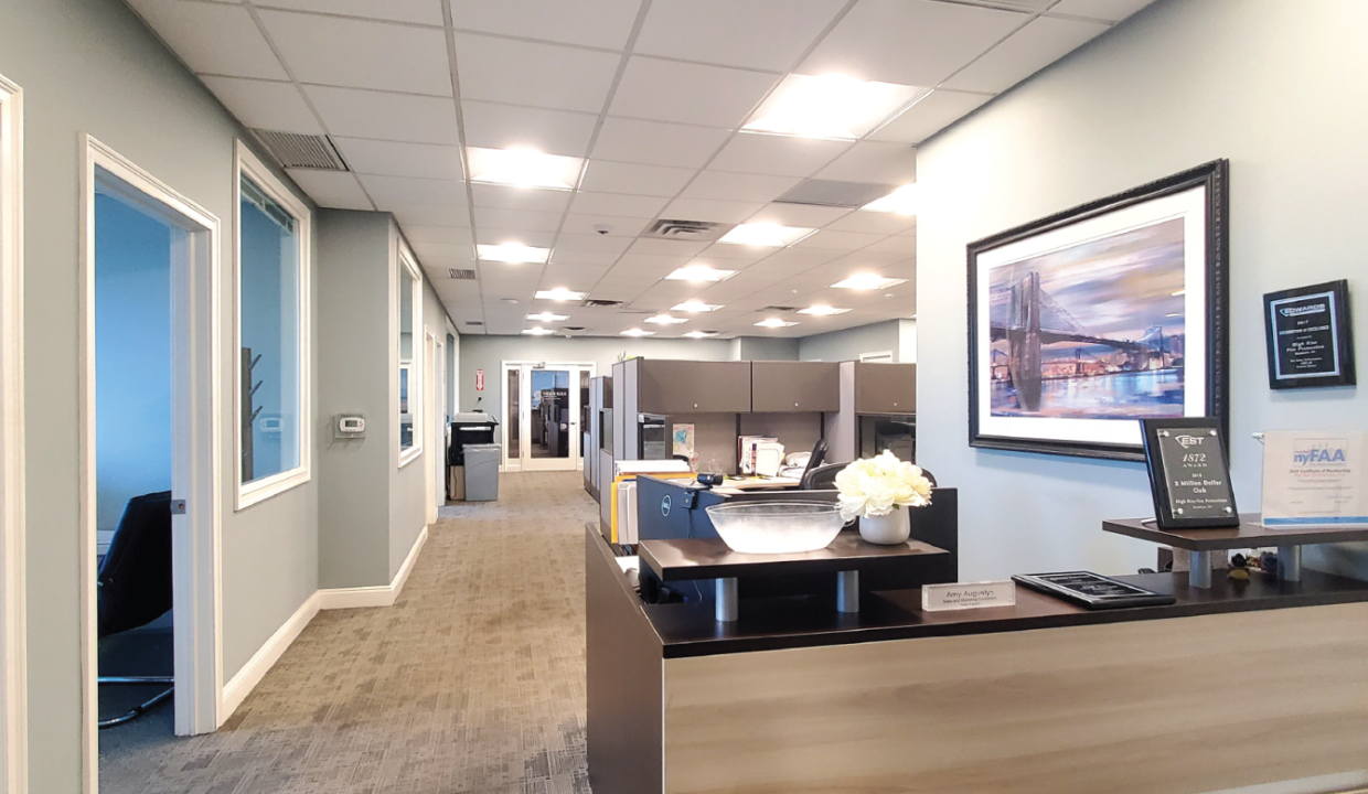 703 3rd Avenue, Bkartboard 4 Copy 2@2x