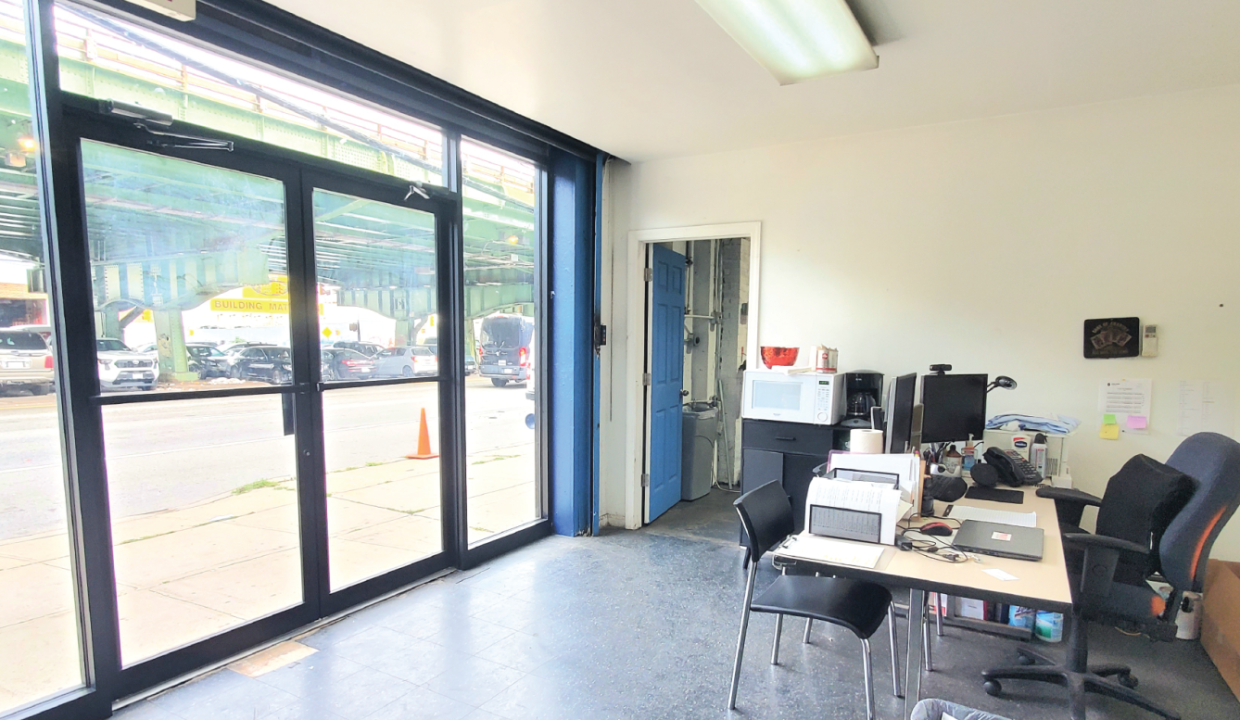 703 3rd Avenue, Bkartboard 6 Copy@2x