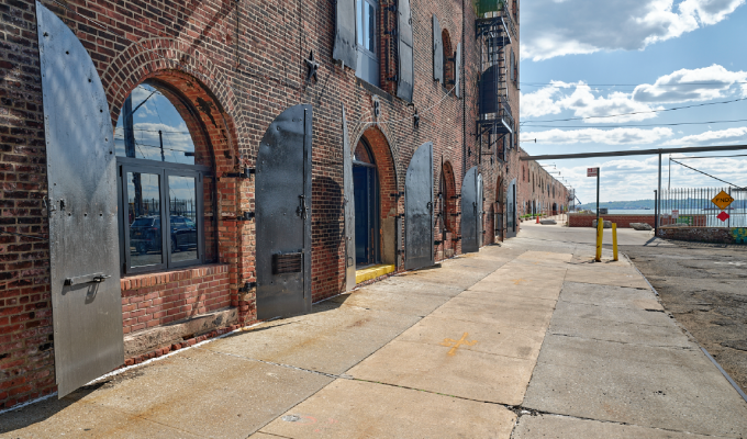 481 Van Brunt St #863h6uy6zinset 2 600x338px@2x
