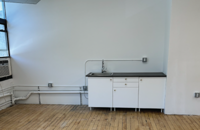 21 21 41st Ave. 2e 1,400 Sf