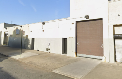 45 42 37th St Hero 600x338px@2x