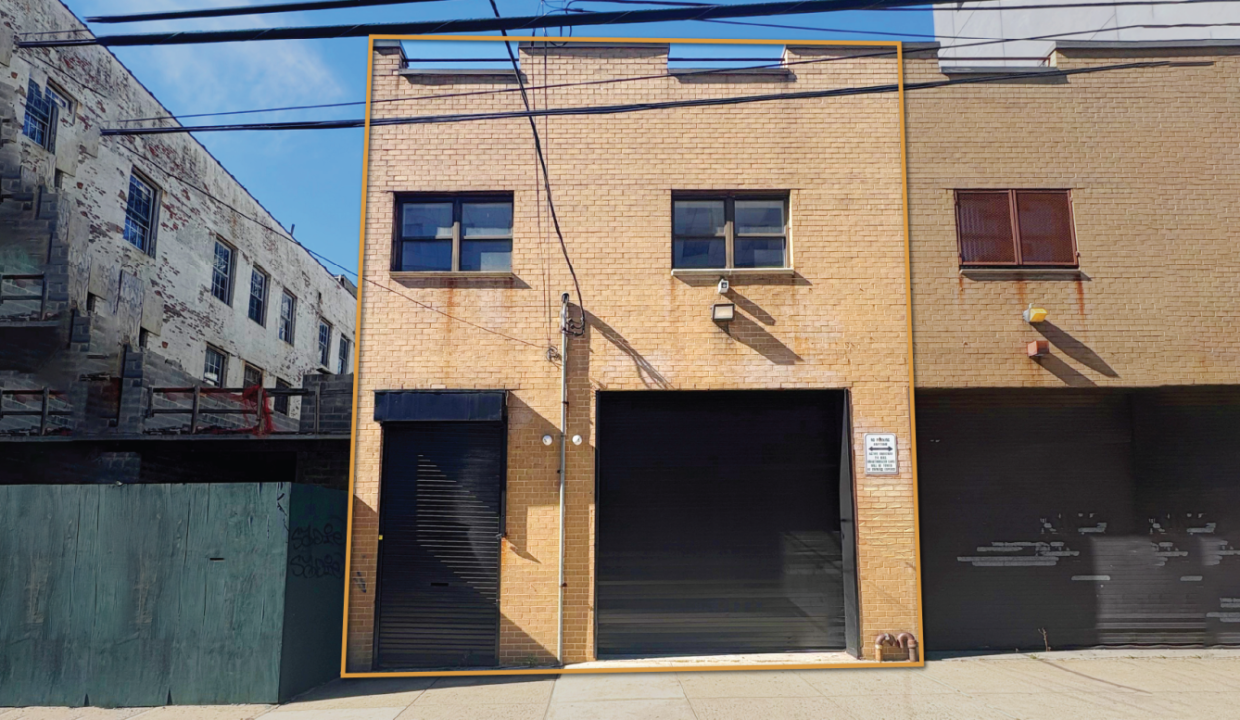 38 58 11th Street, Lichero@2x