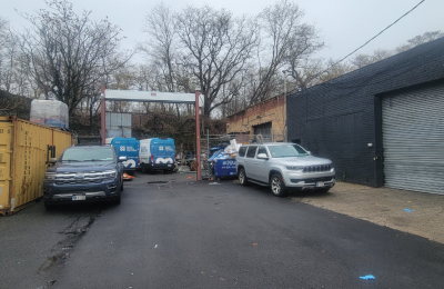 770 Rockaway Prwy, Bkparking