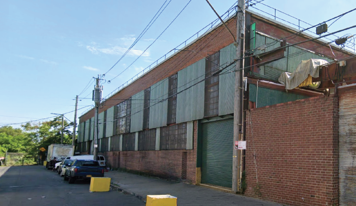 848 E 43rd Streethero@2x