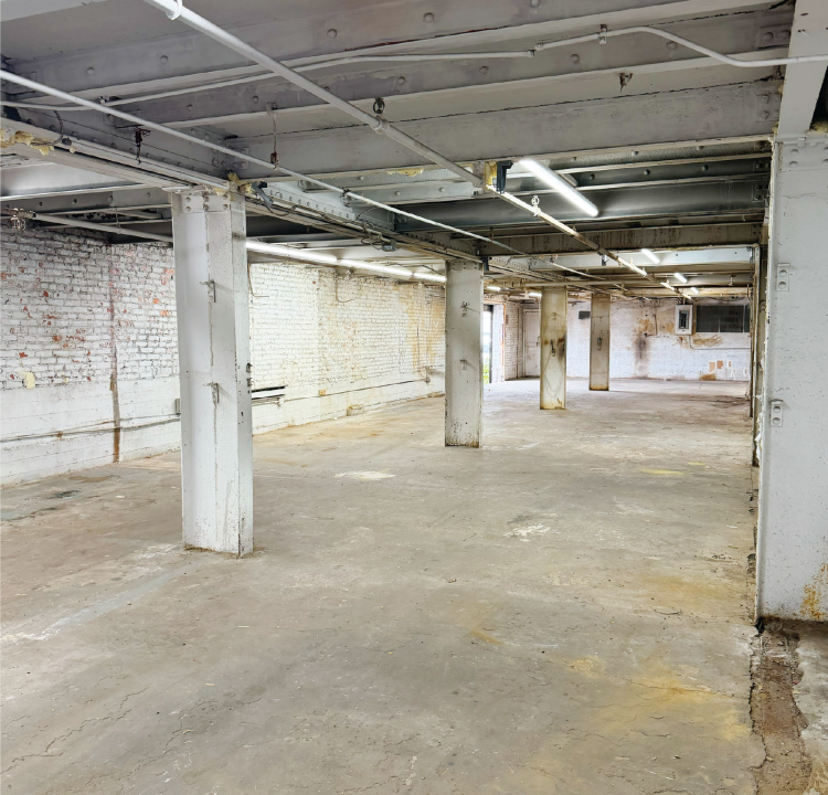 51 18 Grand Ave #2cartboard 3 Copy@2x
