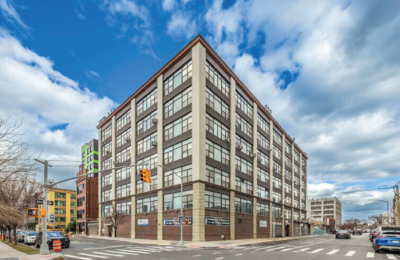 22 19 41st Ave. Hero