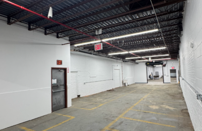 52 08 Grand Ave, Maspethinset 3 600x338px@2x
